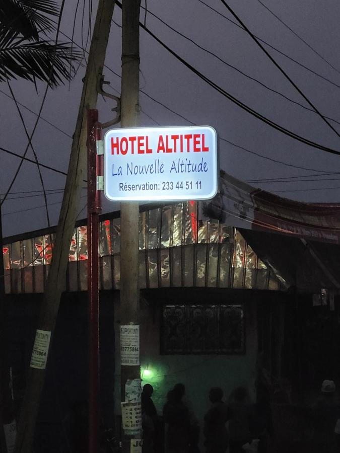 Hotel Altitel Bafoussam Экстерьер фото
