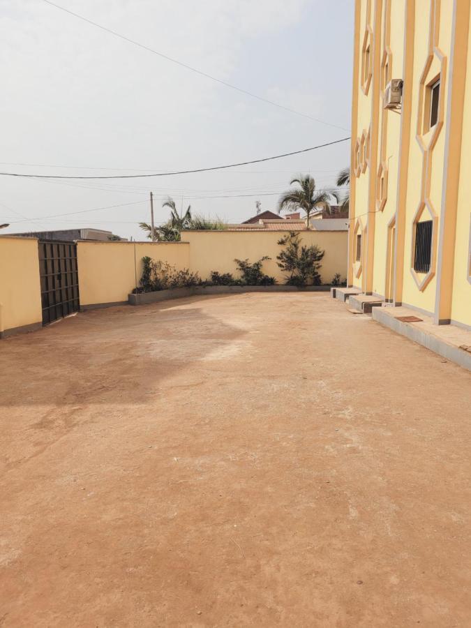 Hotel Altitel Bafoussam Экстерьер фото