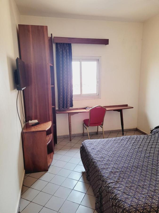 Hotel Altitel Bafoussam Экстерьер фото