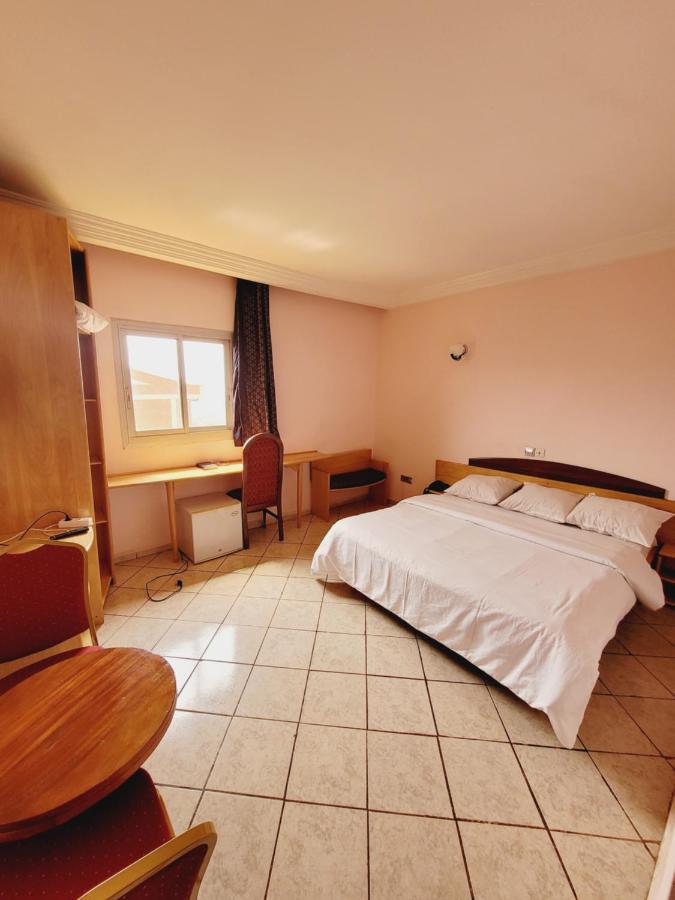 Hotel Altitel Bafoussam Экстерьер фото