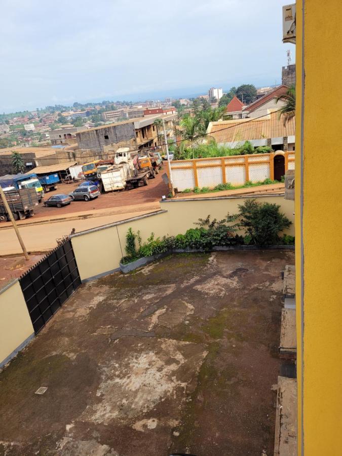 Hotel Altitel Bafoussam Экстерьер фото